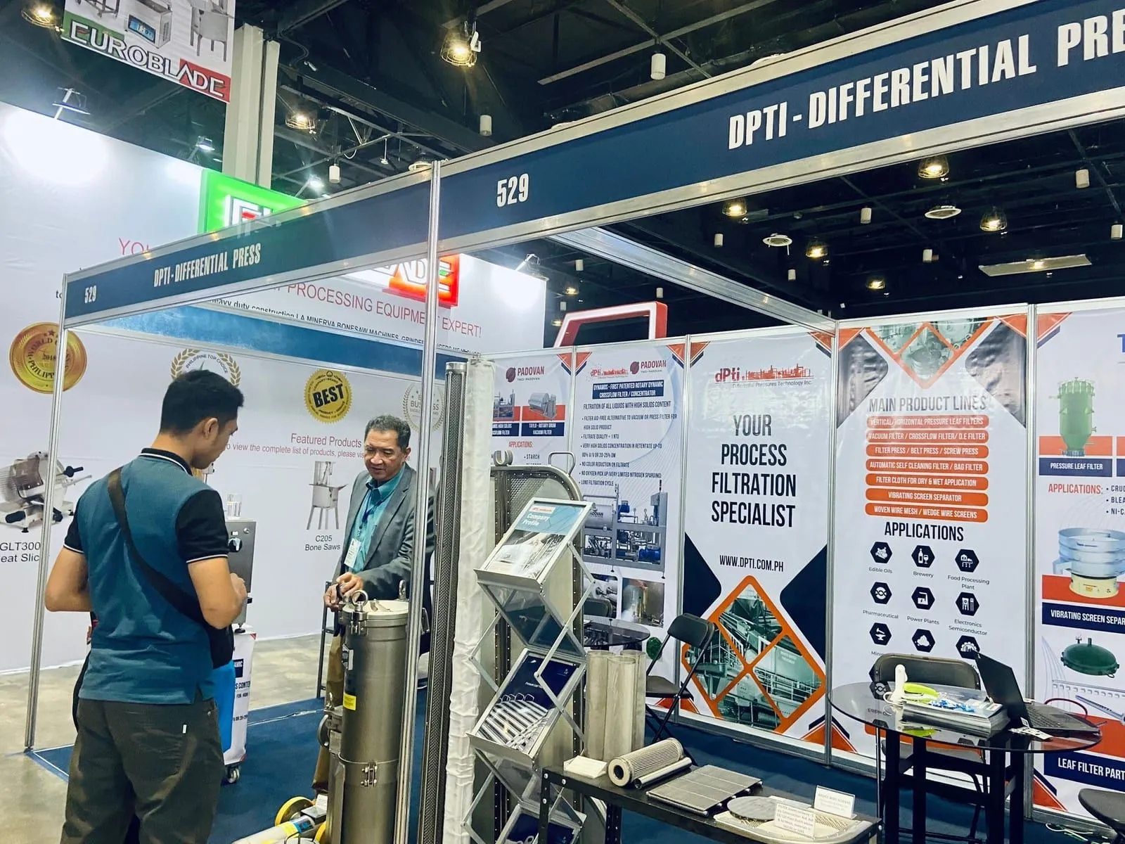 Visitors at Asia Food Expo