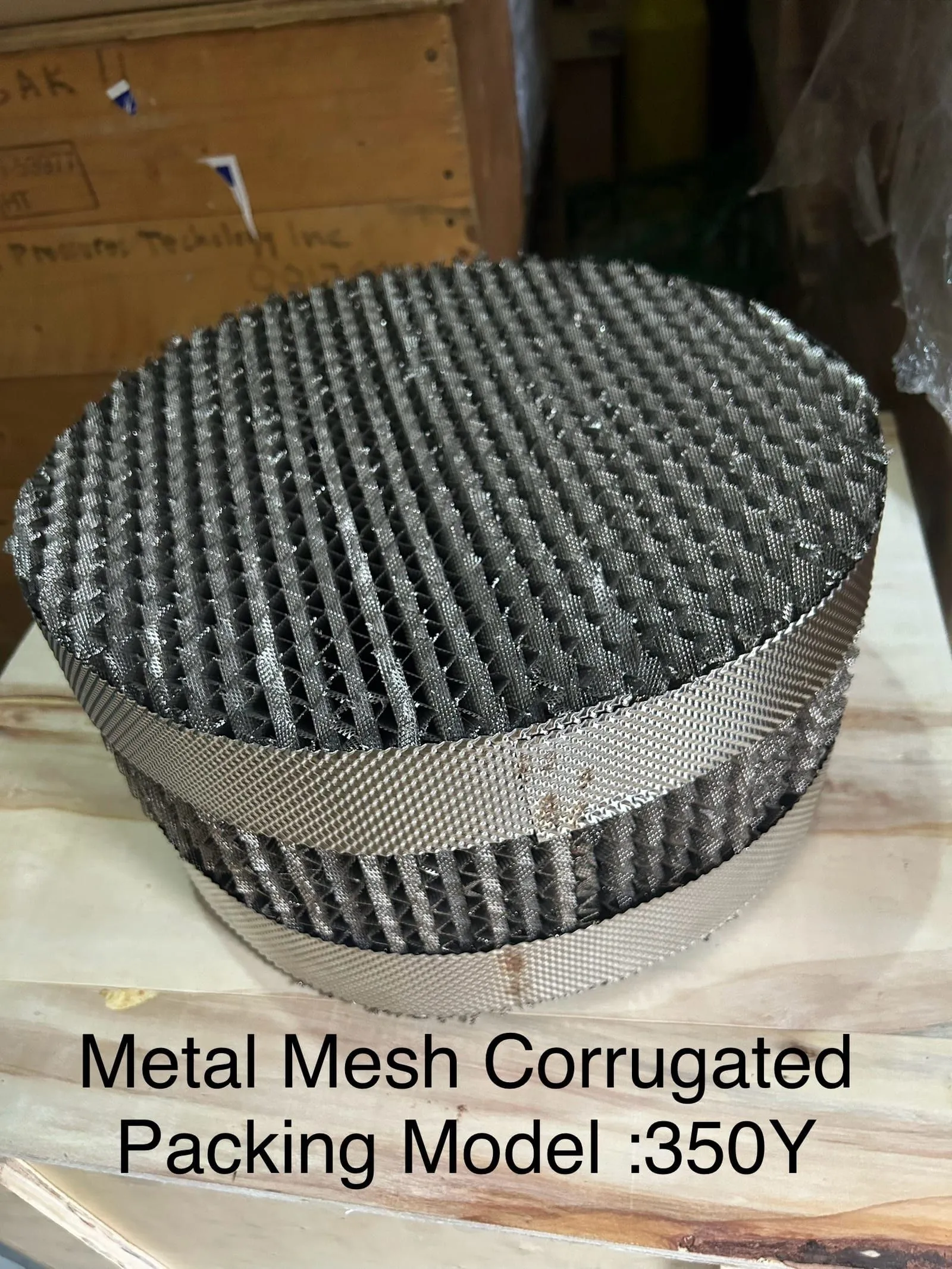Corrugated metal structured packing, 350Y type