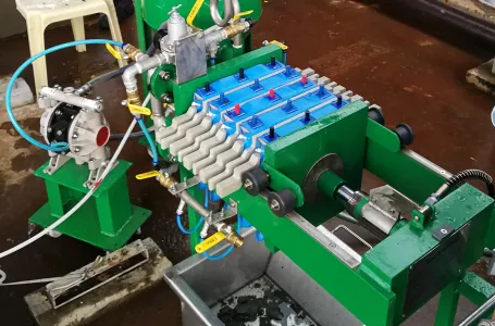 Pilot filter press test setup